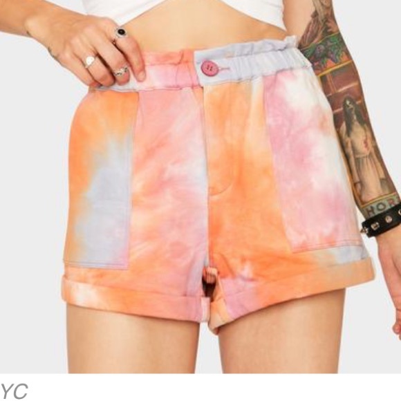 BlankNYC Sweet Spot sweatshirt and shorts - Picture 2 of 8